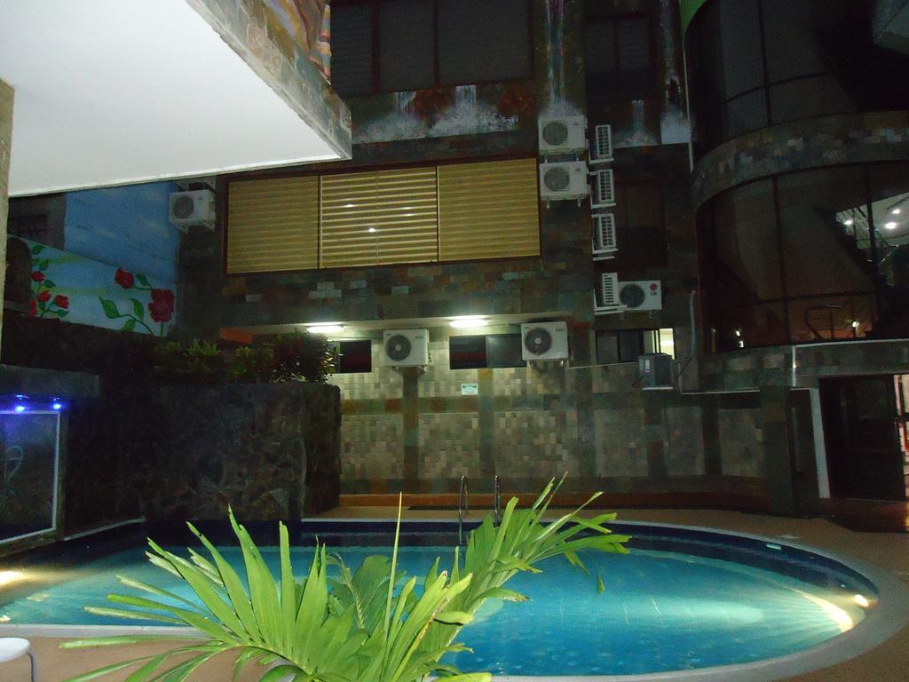 Hotel Joya De La Selva Tena Kültér fotó